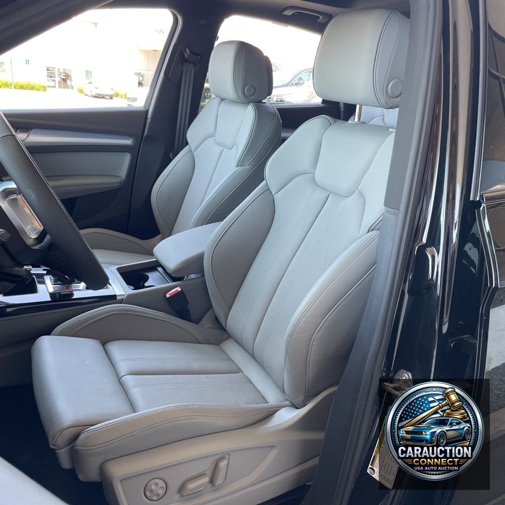 2025 Audi Q5 S-Line Pres 45