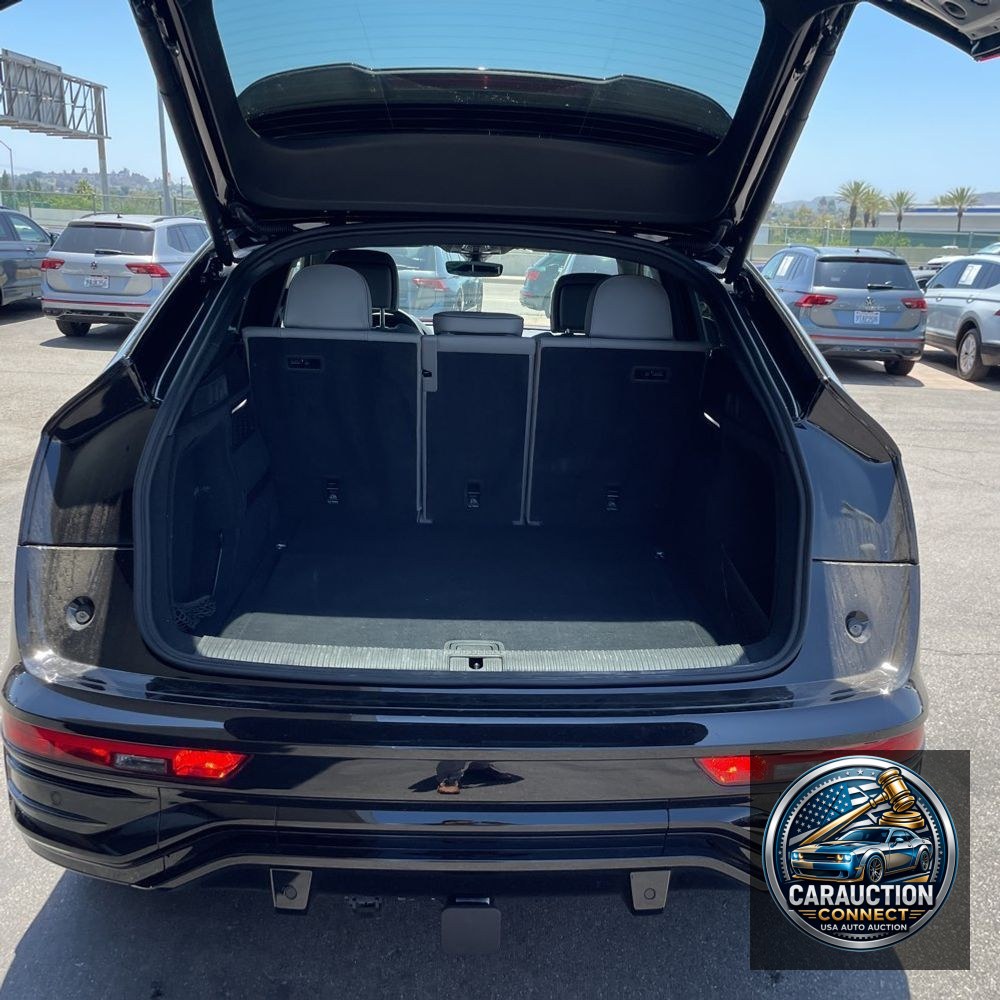 2025 Audi Q5 S-Line Pres 45