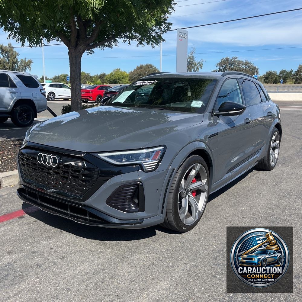2024 Audi SQ8 e-tron Prestige