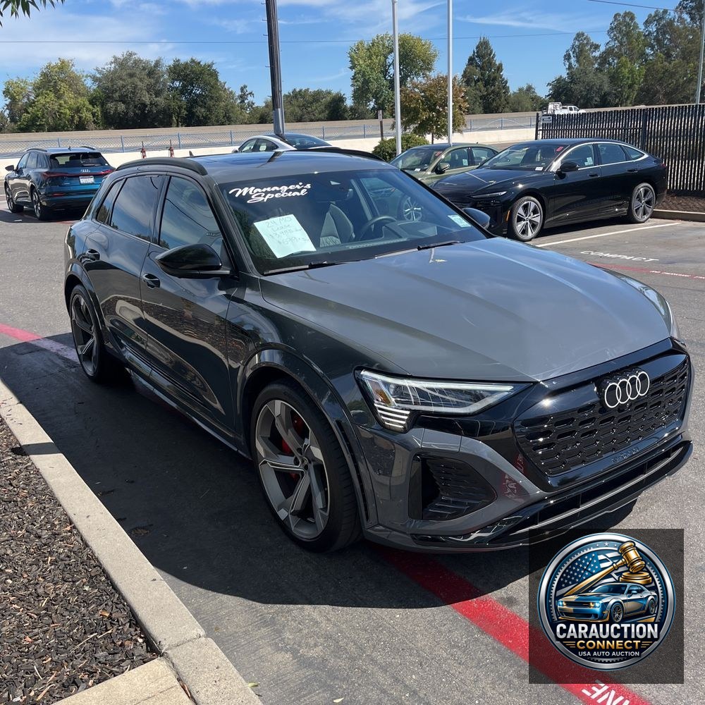 2024 Audi SQ8 e-tron Prestige