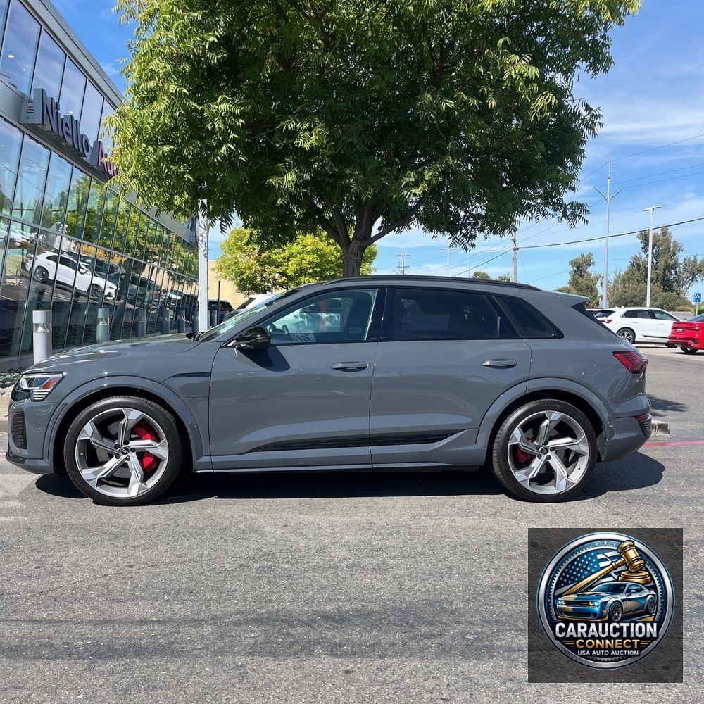 2024 Audi SQ8 e-tron Prestige