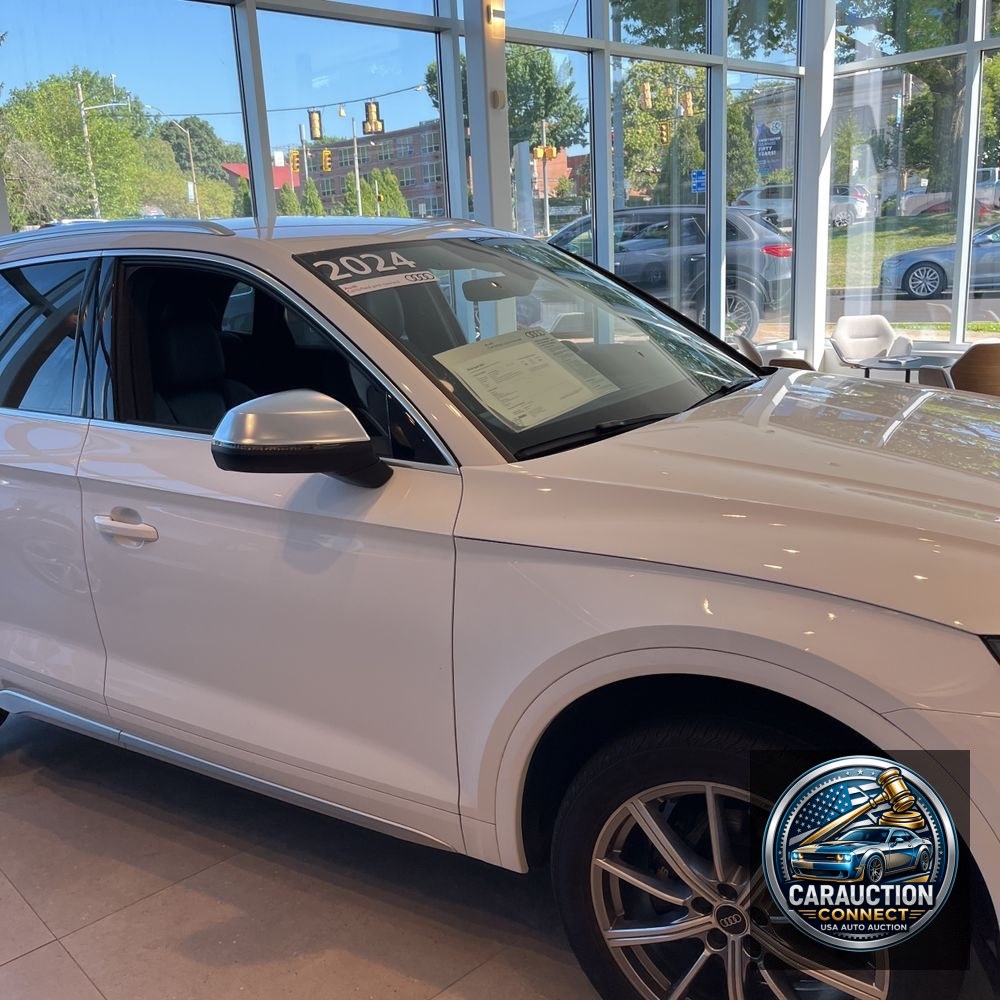 2024 Audi SQ5 Premium
