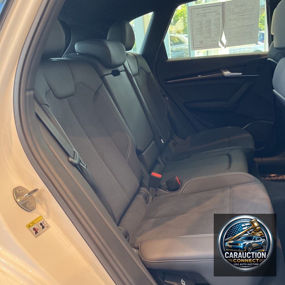 2024 Audi SQ5 Premium