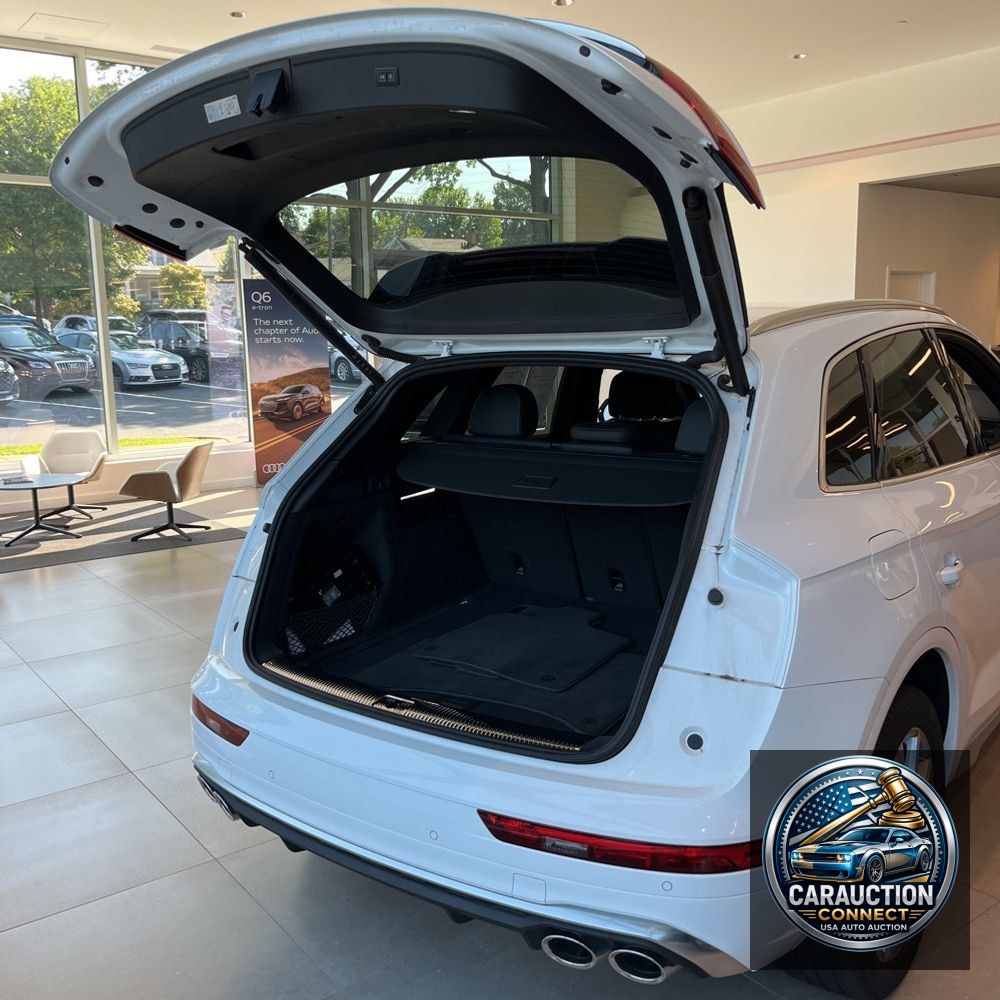 2024 Audi SQ5 Premium