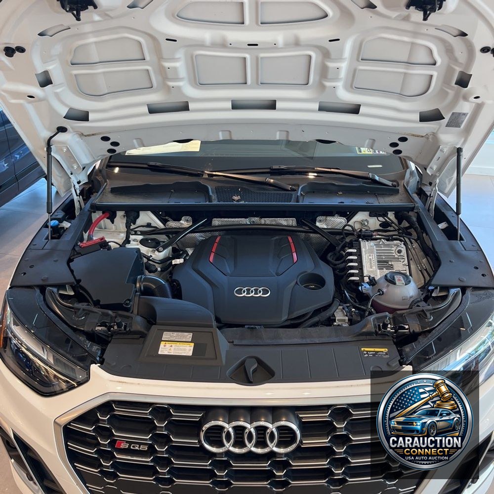 2024 Audi SQ5 Premium