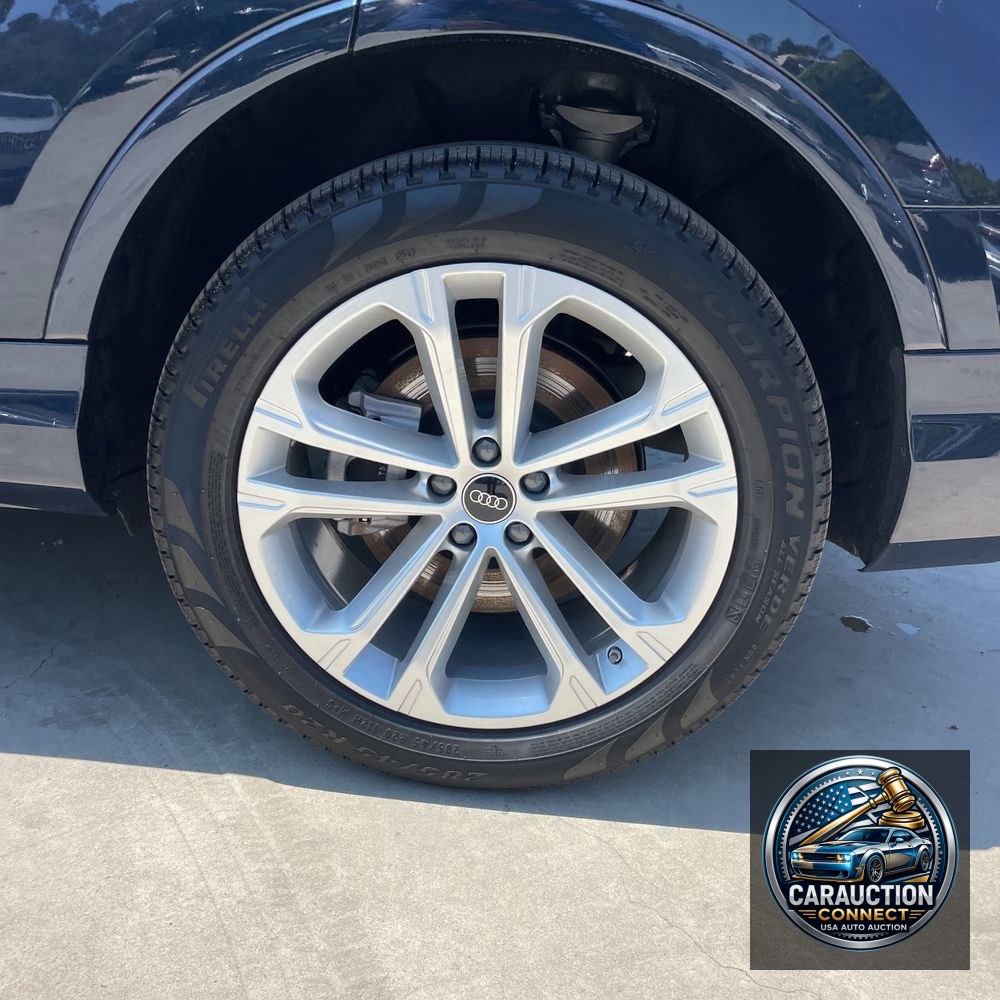 2025 Audi Q7 Premium 45