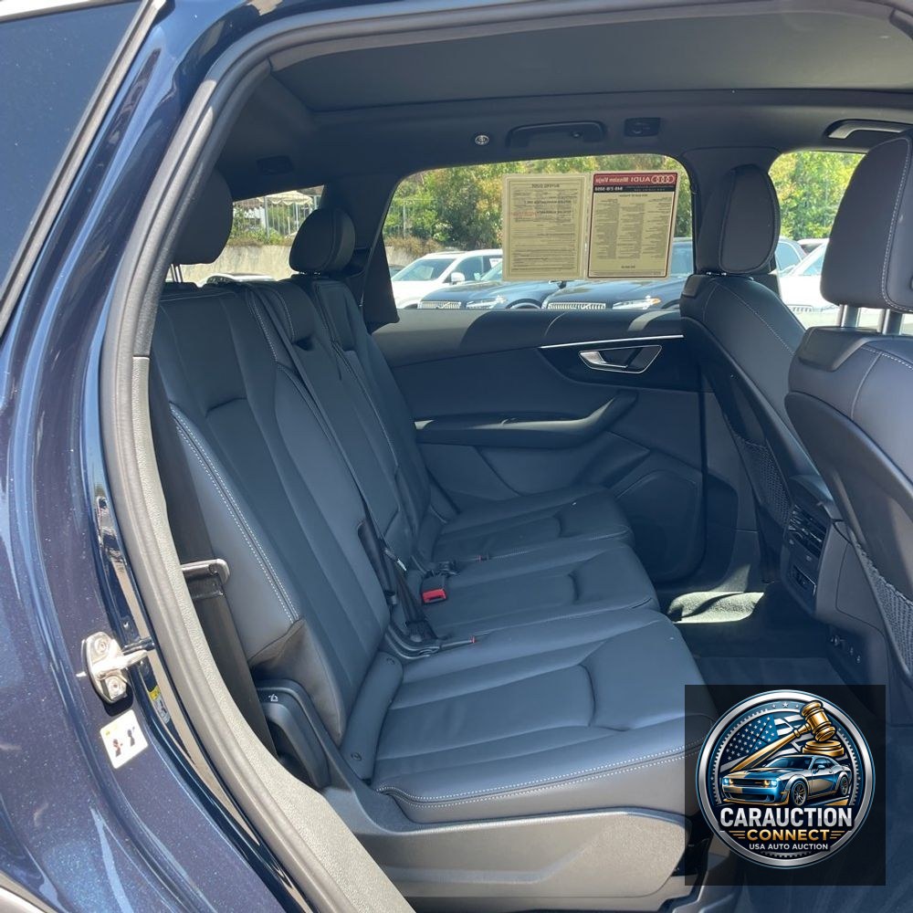 2025 Audi Q7 Premium 45