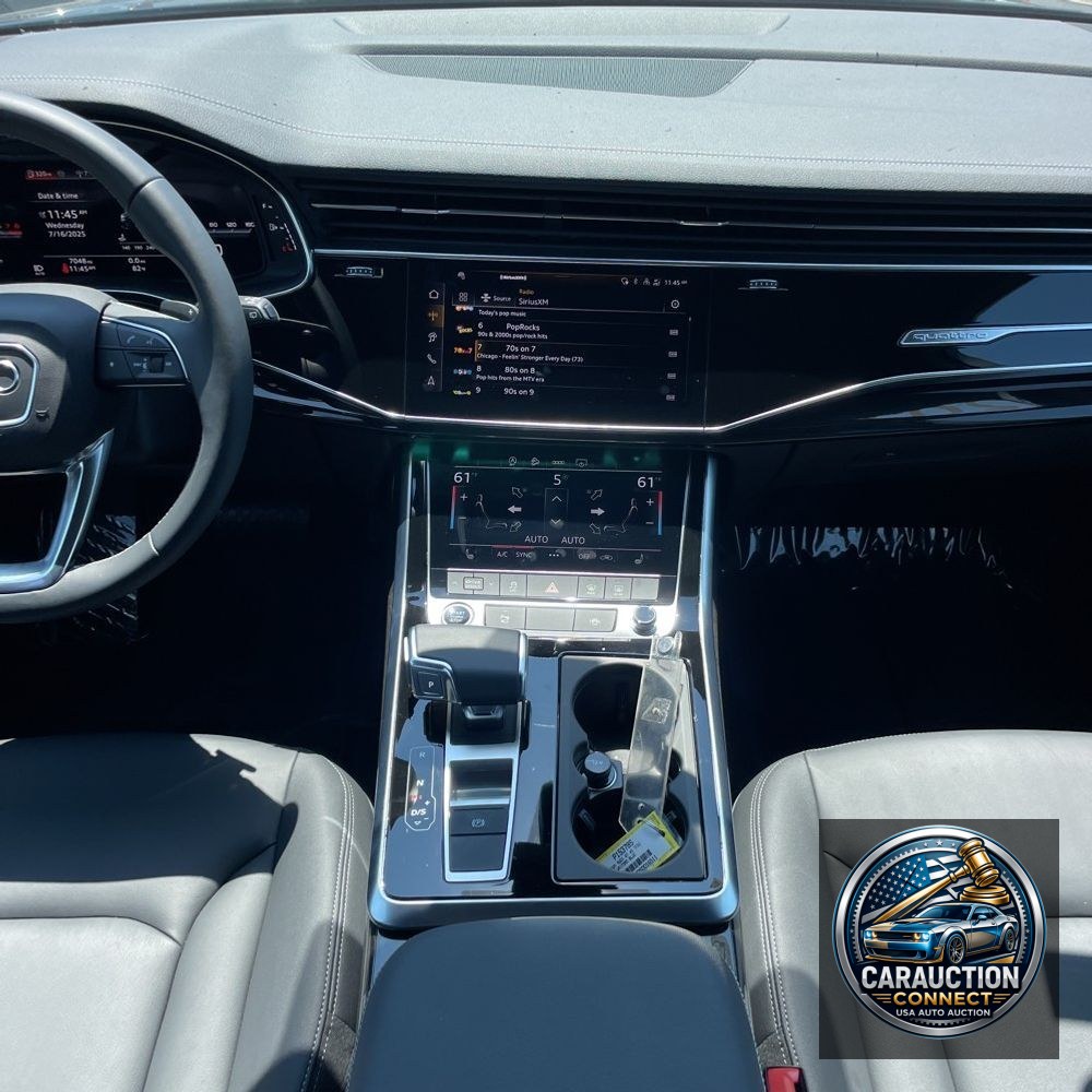 2025 Audi Q7 Premium 45