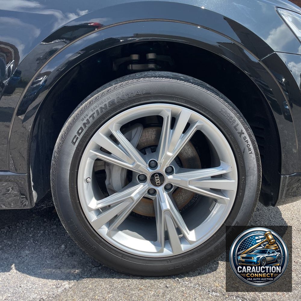 2022 Audi Q8 Premium 55 TFSI