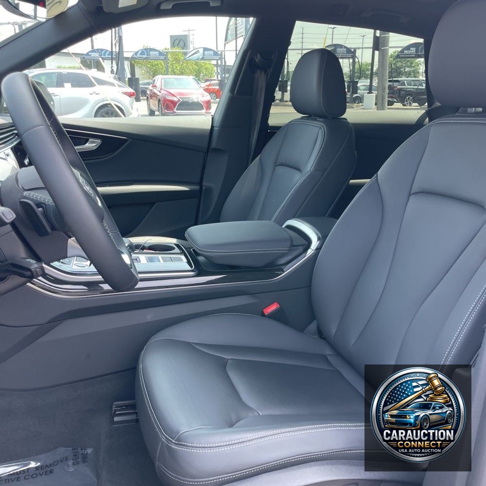 2024 Audi Q8 Premium 55
