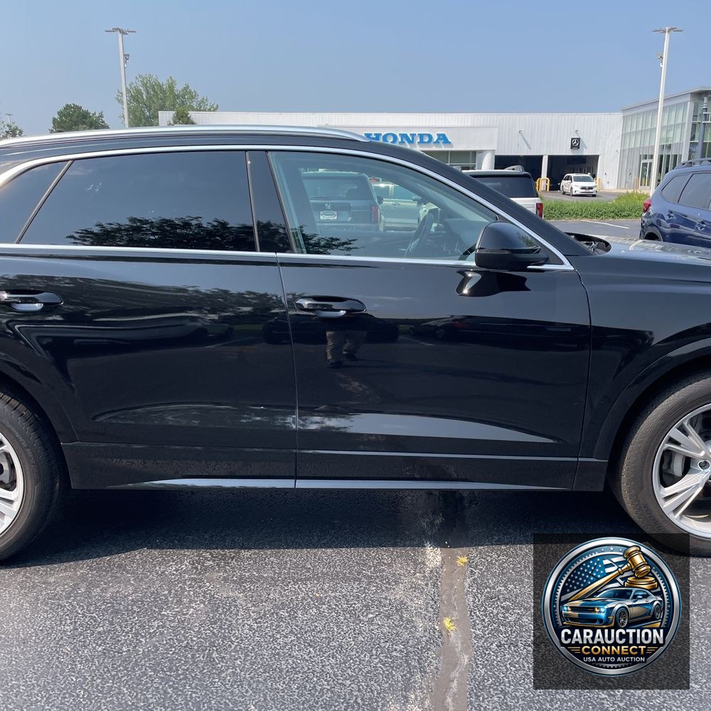 2022 Audi Q8 Premium 55 TFSI
