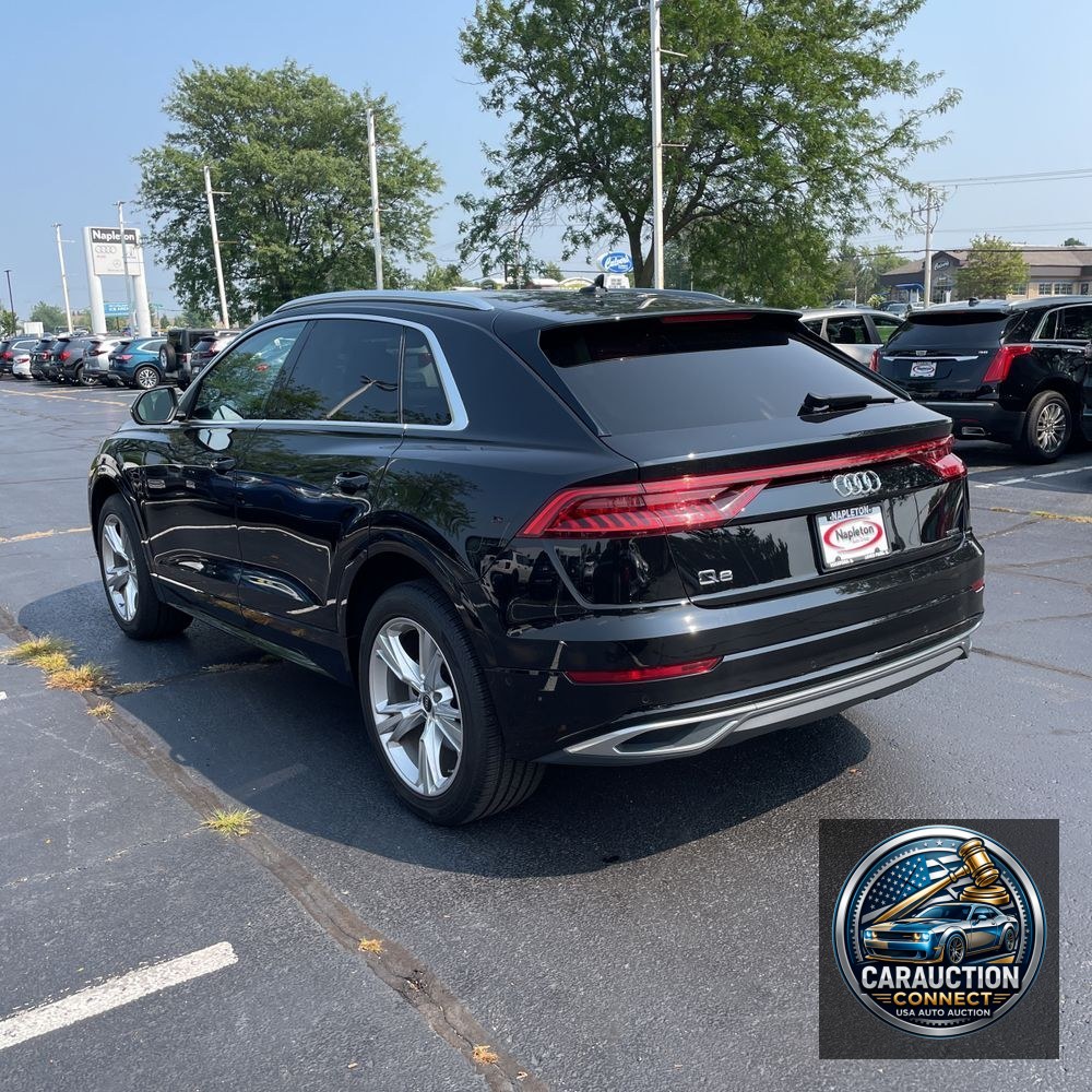 2022 Audi Q8 Premium 55 TFSI