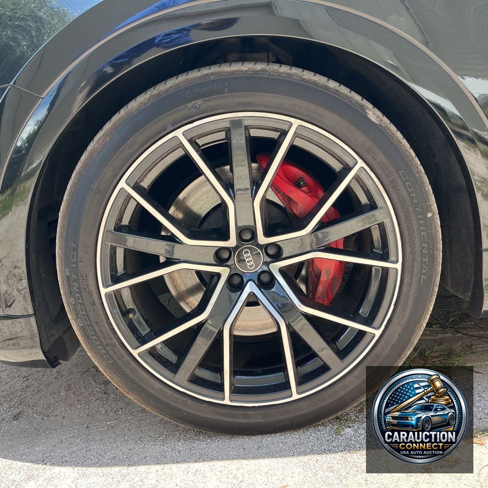 2022 Audi SQ8 Premium Plus