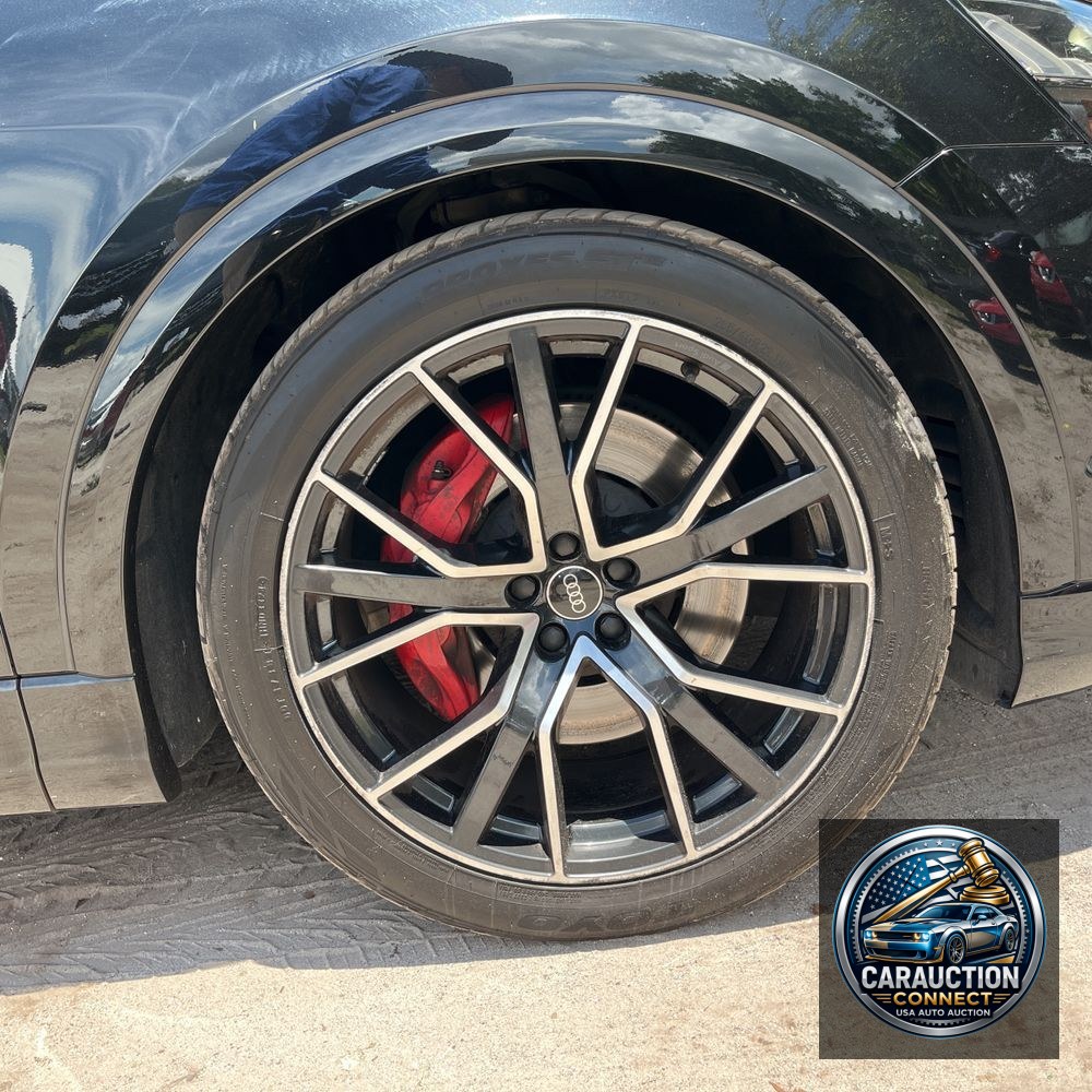 2022 Audi SQ8 Premium Plus
