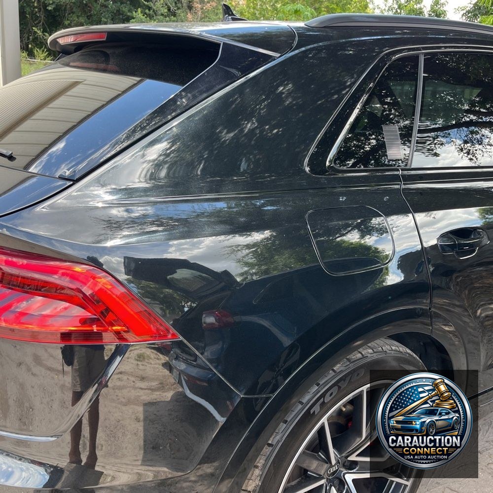 2022 Audi SQ8 Premium Plus