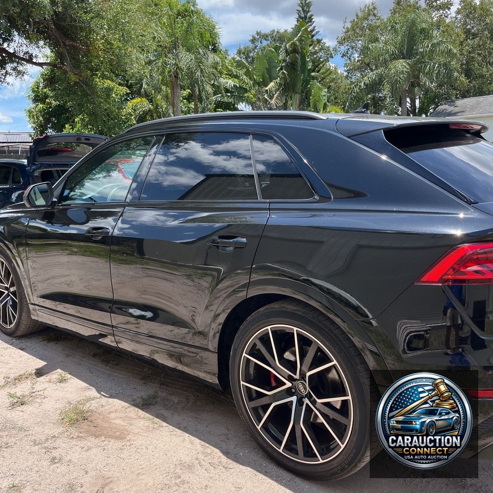2022 Audi SQ8 Premium Plus