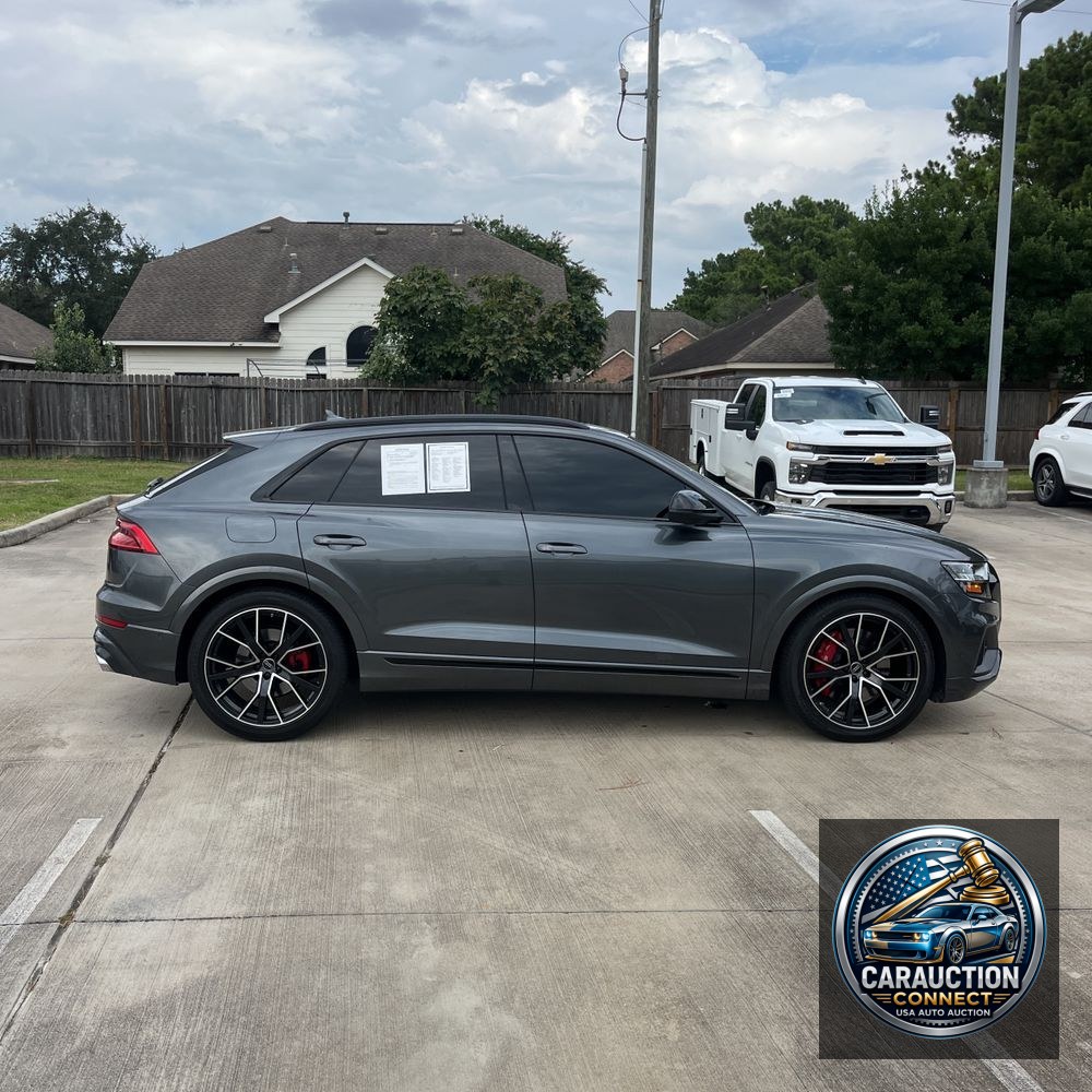 2023 Audi SQ8 Premium Plus