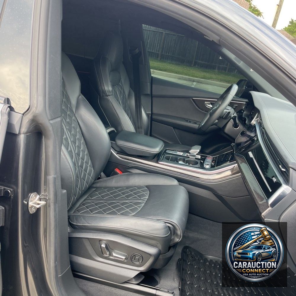 2023 Audi SQ8 Premium Plus