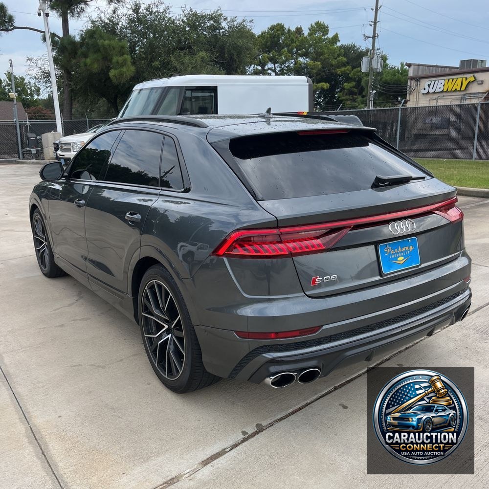 2023 Audi SQ8 Premium Plus