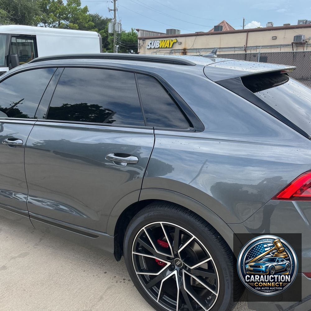 2023 Audi SQ8 Premium Plus