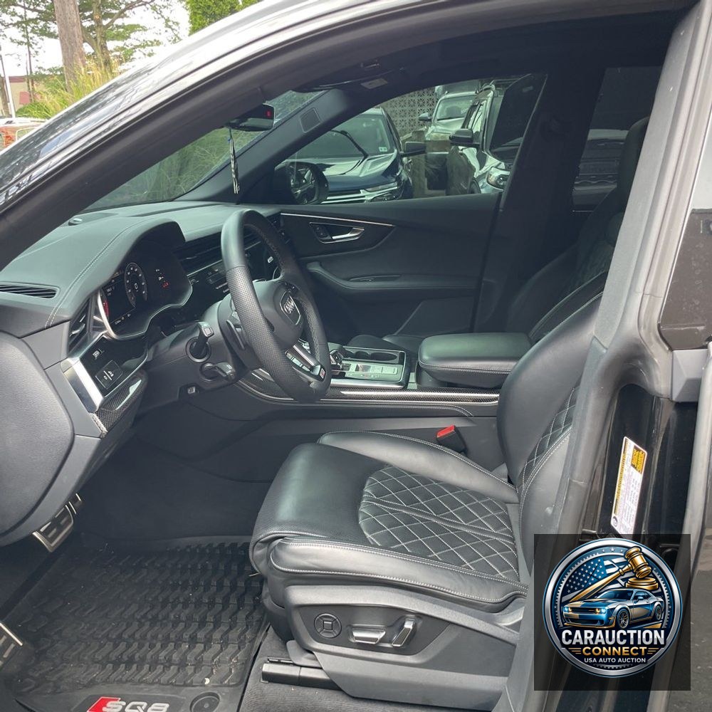2023 Audi SQ8 Premium Plus