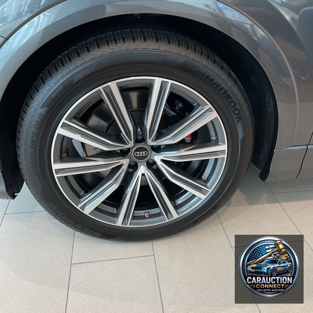 2023 Audi SQ8 Premium Plus