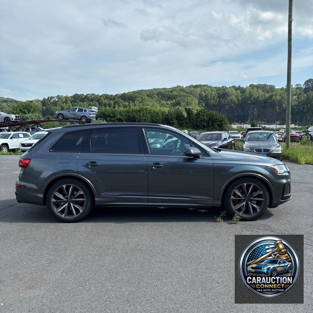 2024 Audi SQ7 Premium Plus