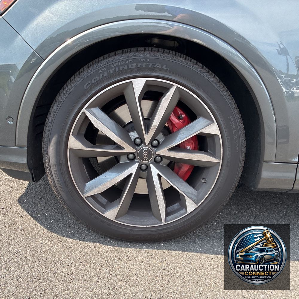 2024 Audi SQ7 Premium Plus