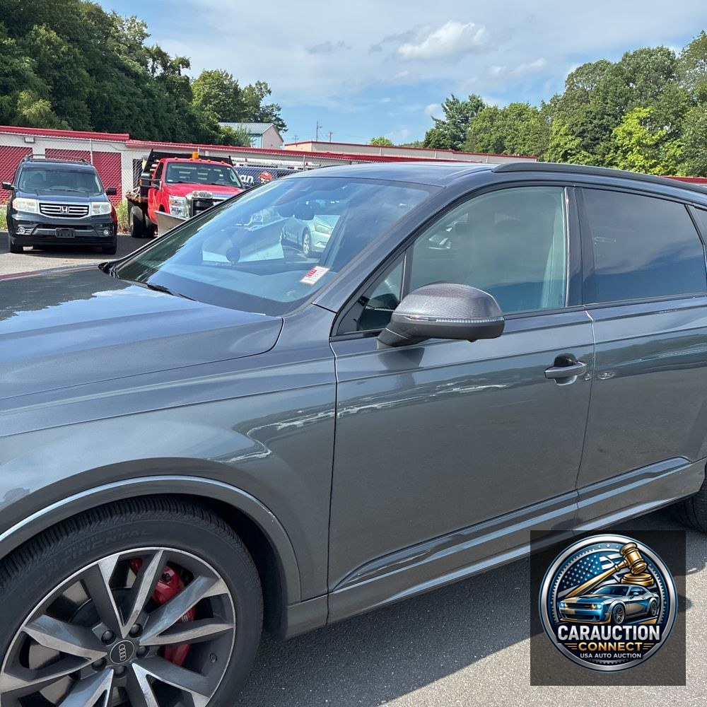 2024 Audi SQ7 Premium Plus