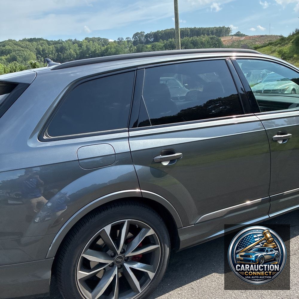 2024 Audi SQ7 Premium Plus