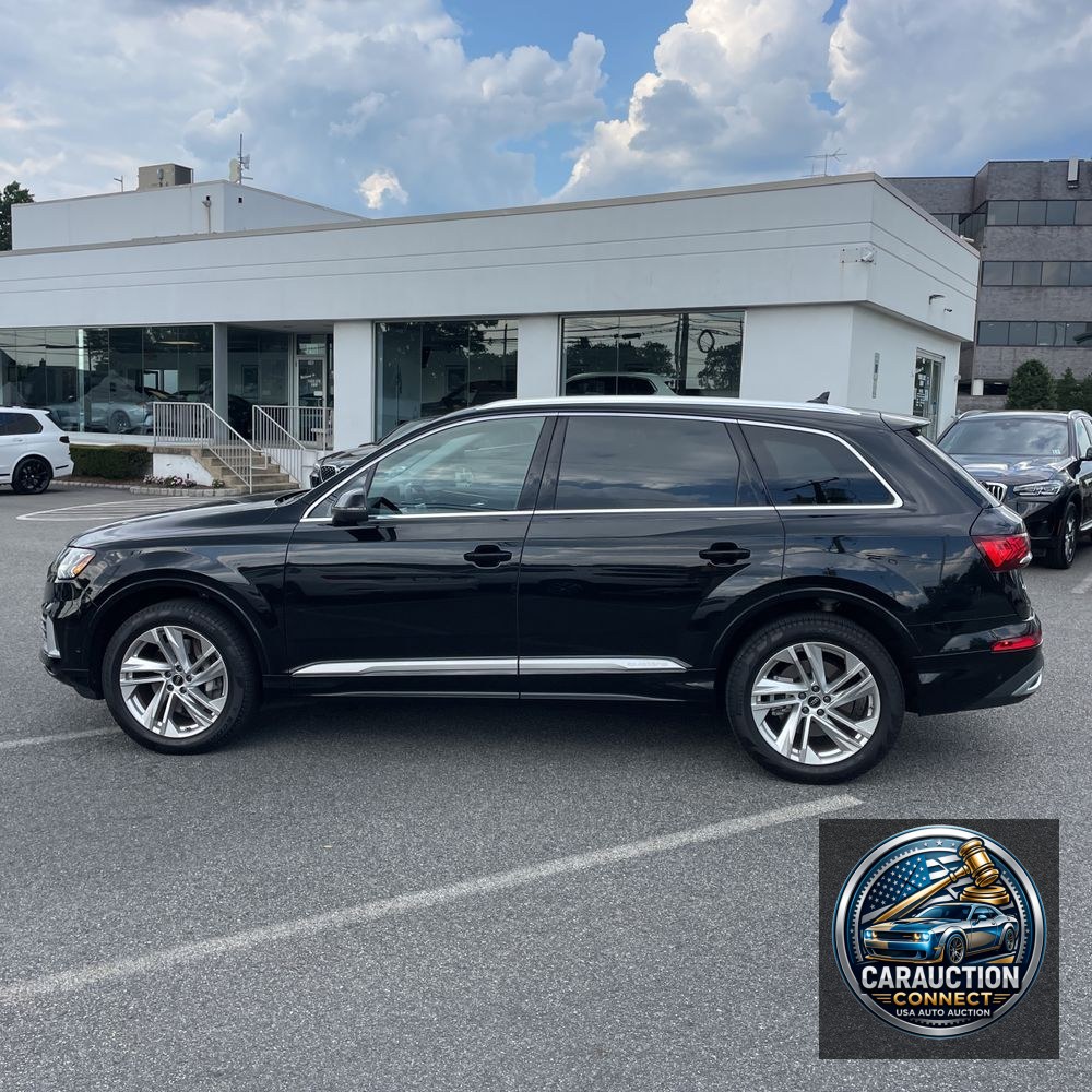 2023 Audi Q7 Premium 55 TFSI