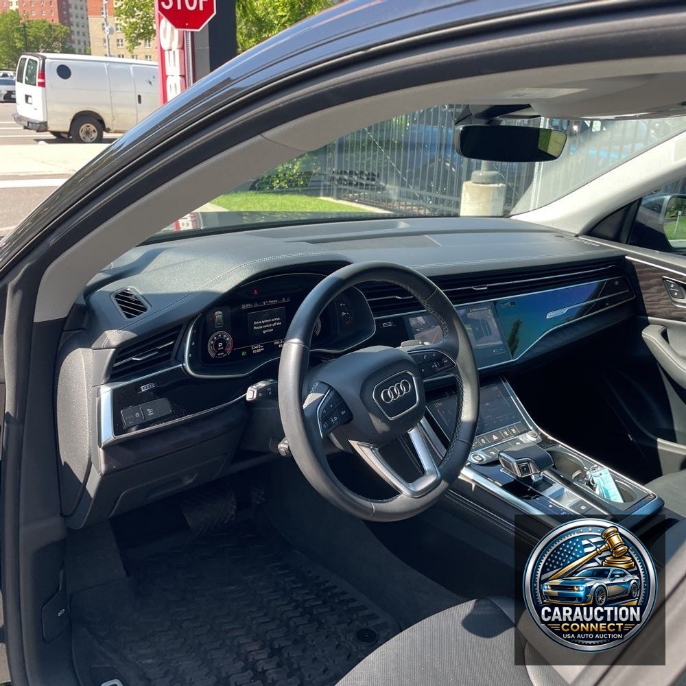 2023 Audi Q8 Premium Plus 55 TFSI