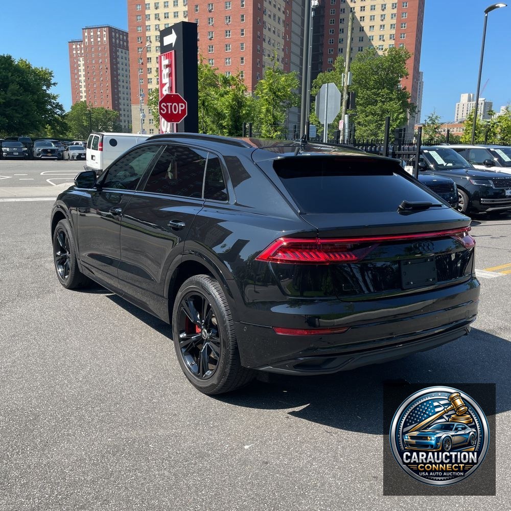 2023 Audi Q8 Premium Plus 55 TFSI