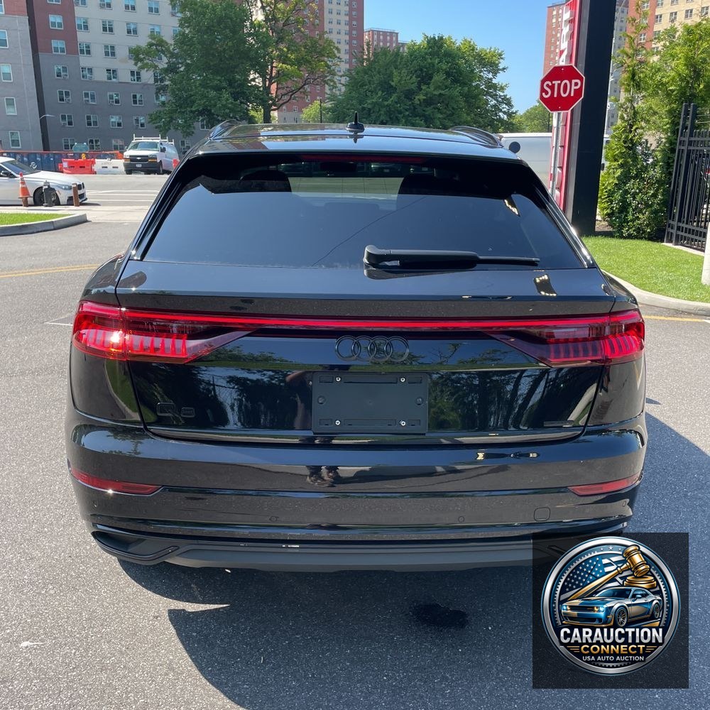 2023 Audi Q8 Premium Plus 55 TFSI
