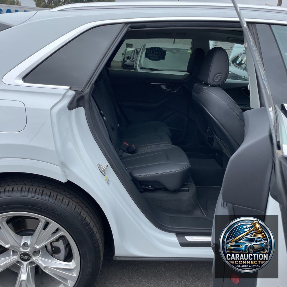 2023 Audi Q8 Premium Plus 55 TFSI