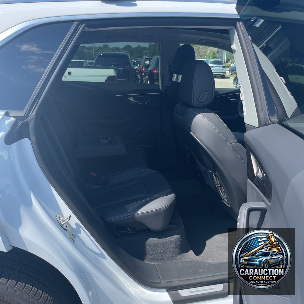 2023 Audi Q8 Premium Plus 55 TFSI