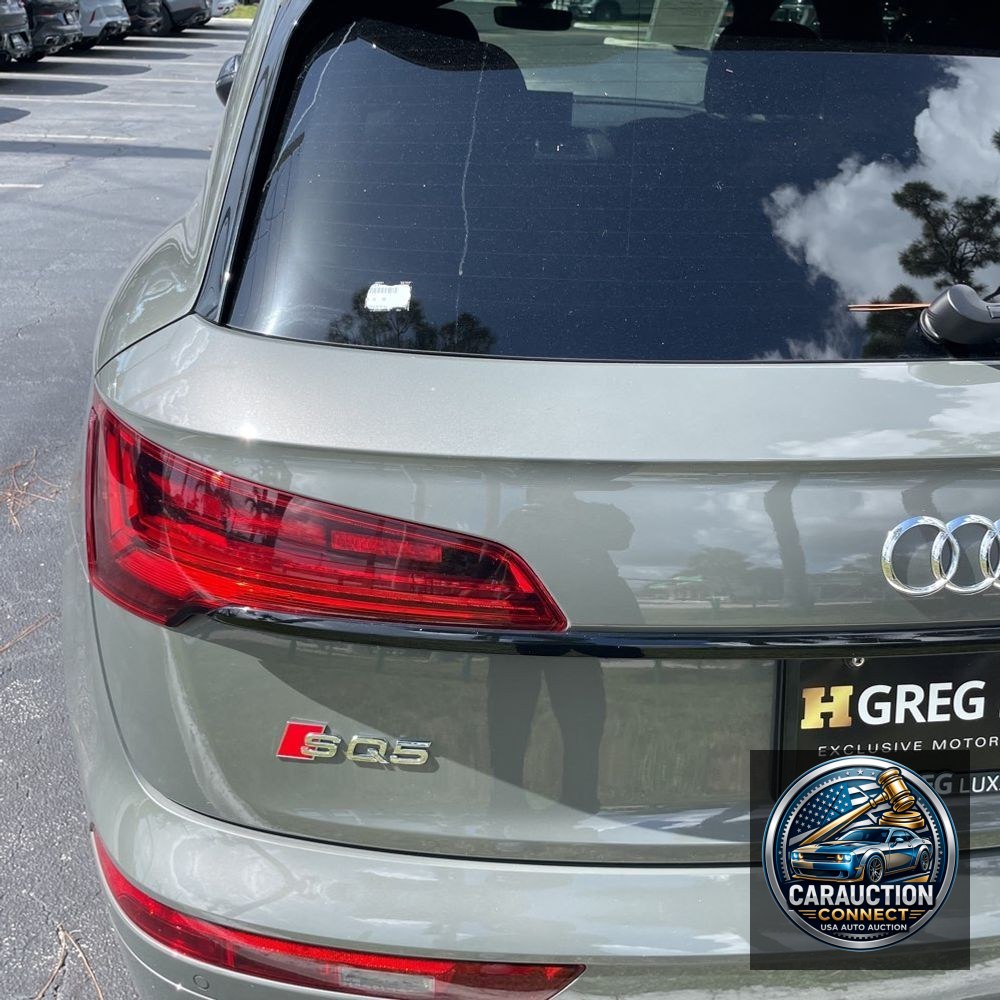 2024 Audi SQ5 Prestige