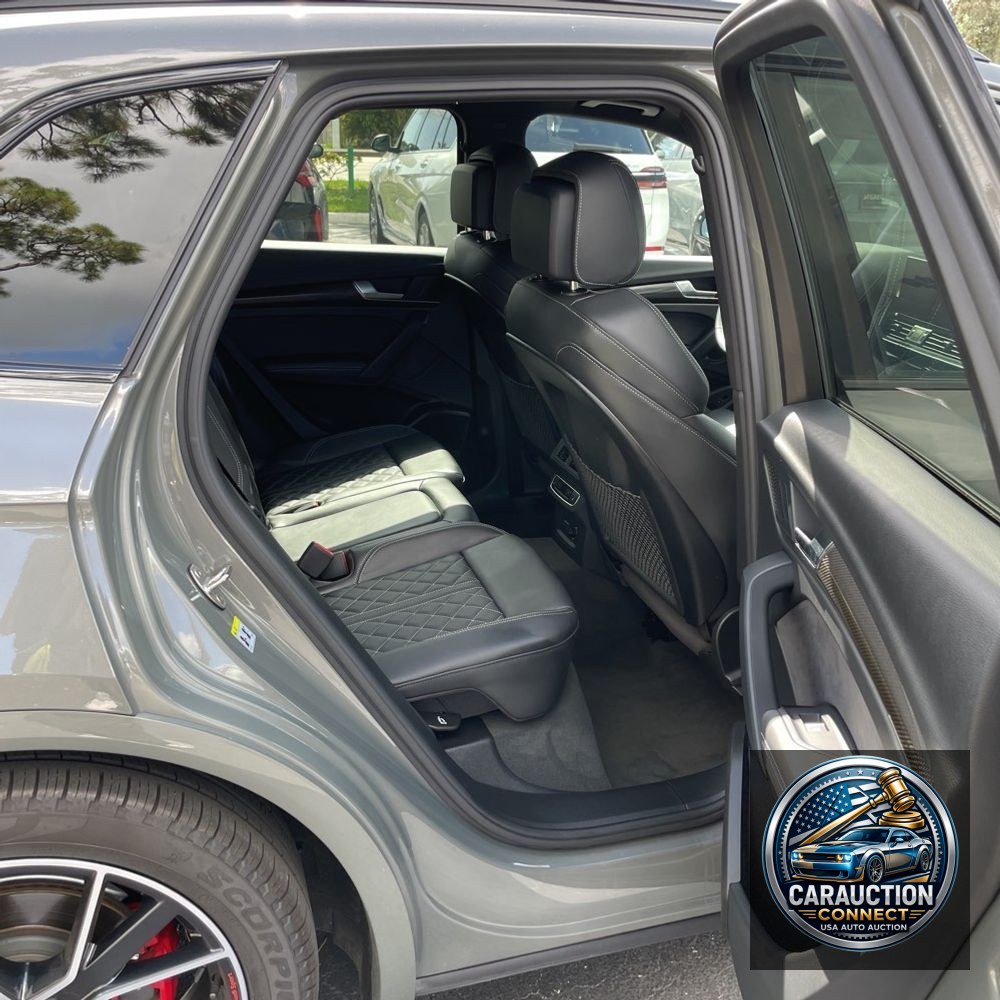 2024 Audi SQ5 Prestige