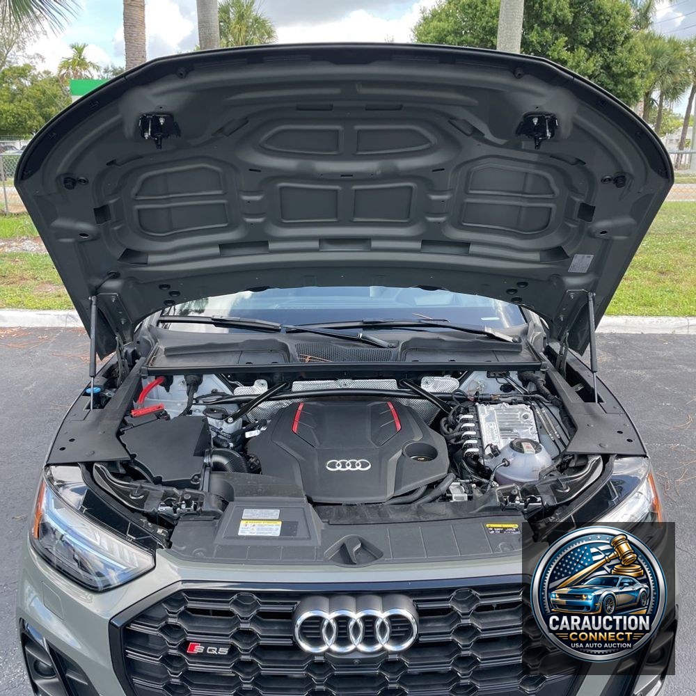2024 Audi SQ5 Prestige