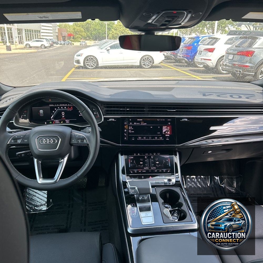 2024 Audi Q8 Prestige 55
