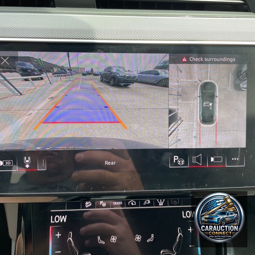 2024 Audi Q8 e-tron S-Line Pres