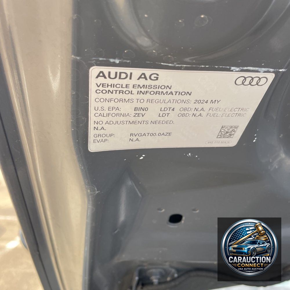 2024 Audi Q8 e-tron S-Line Pres