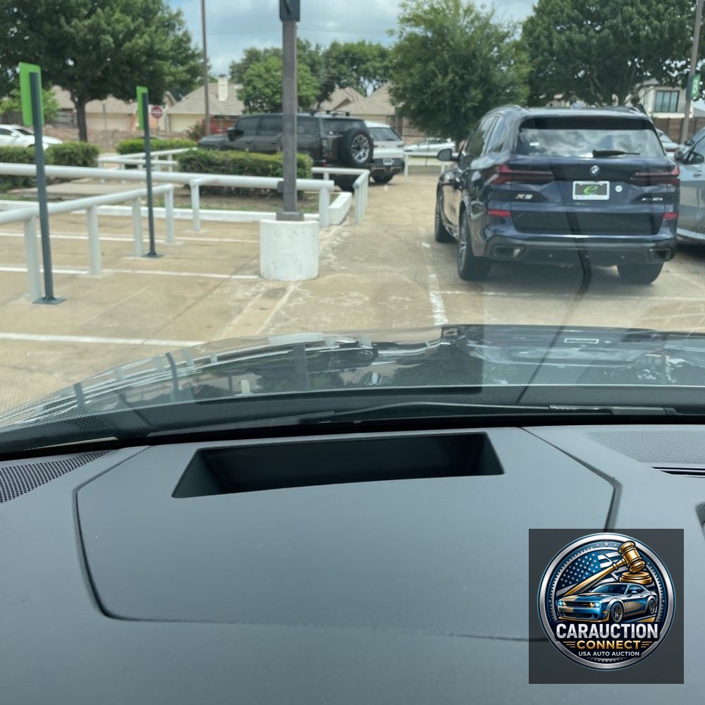 2024 Audi Q8 e-tron S-Line Pres