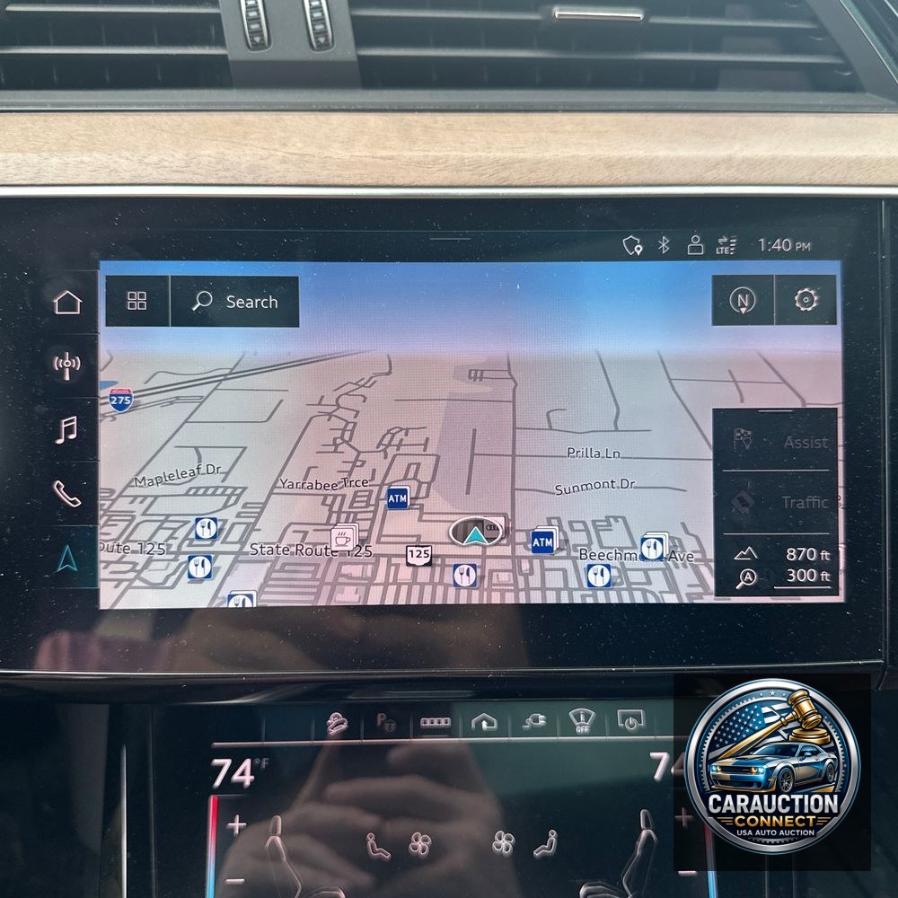 2024 Audi Q8 e-tron S-Line Pres