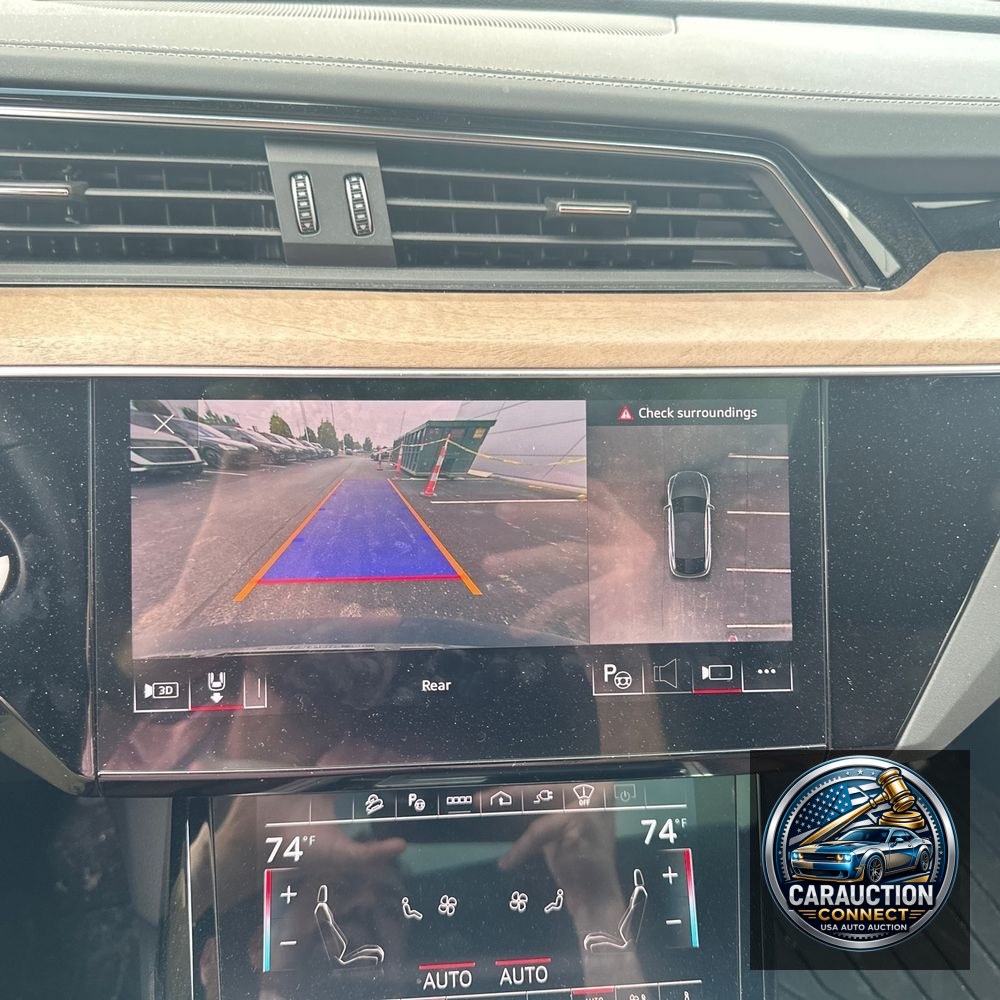 2024 Audi Q8 e-tron S-Line Pres