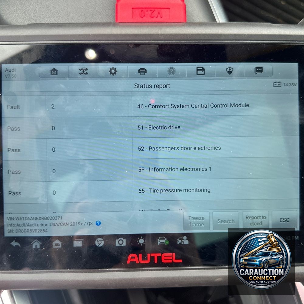 2024 Audi Q8 e-tron S-Line Pres