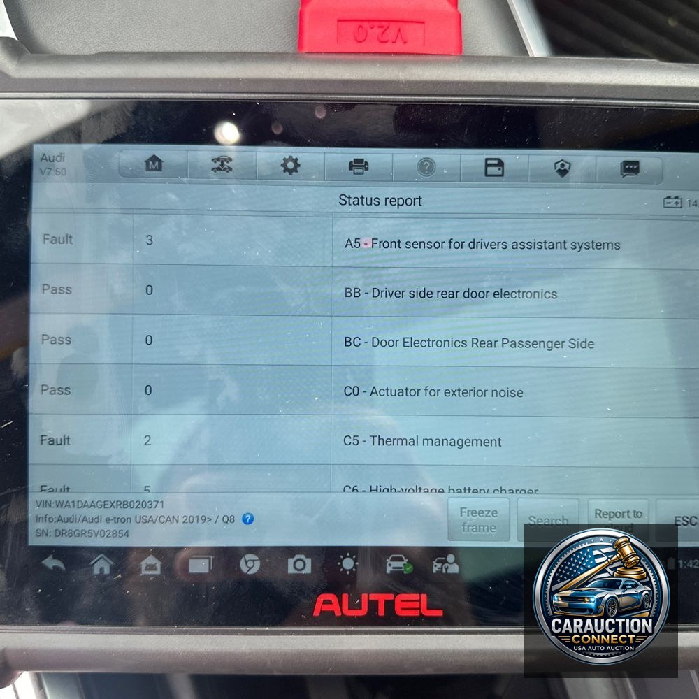 2024 Audi Q8 e-tron S-Line Pres