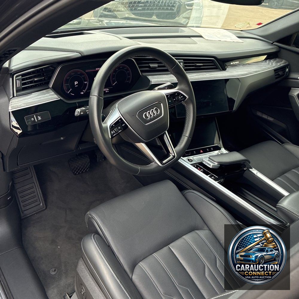 2024 Audi Q8 e-tron S-Line Pres