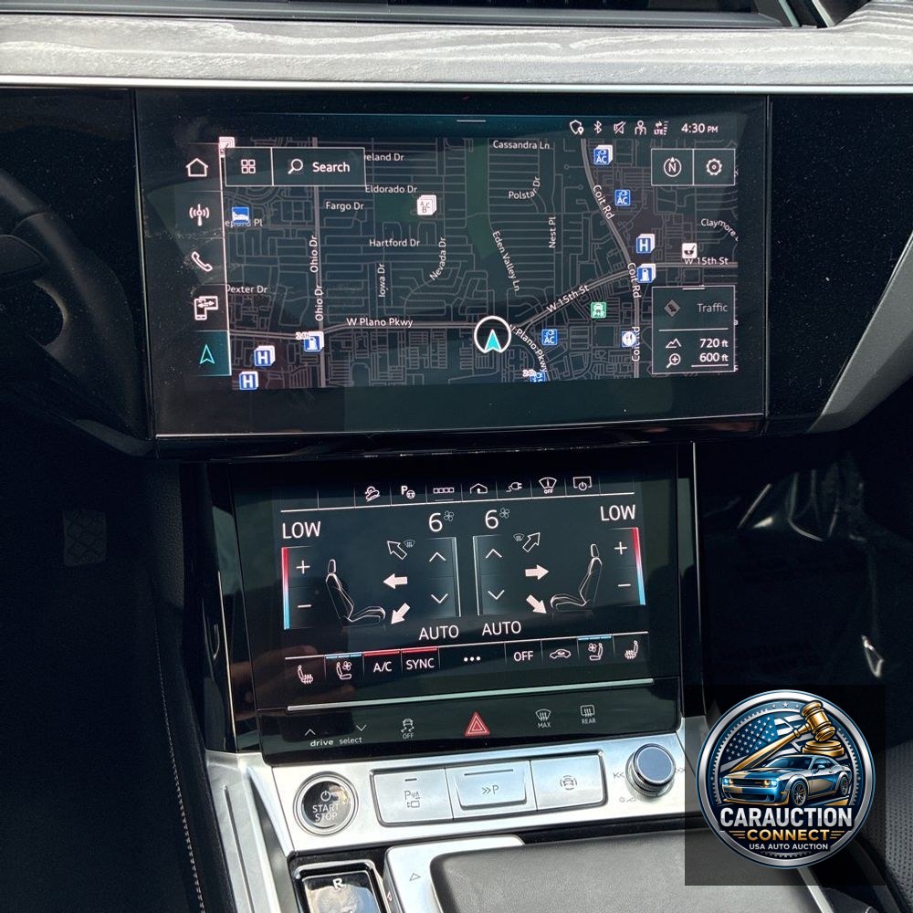 2024 Audi Q8 e-tron S-Line Pres