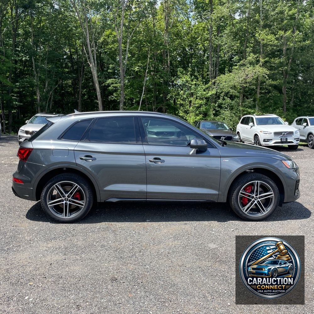 2024 Audi Q5 S-Line Prem+ 55 PHEV